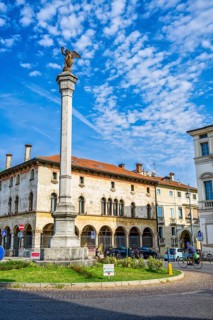 Column with angel figure, Vicenza, Veneto, Italy, Europe