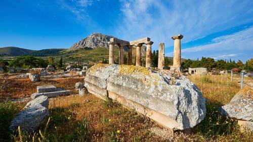 Archaic Temple of Apollo, Doric columns, Extensive ancient site with column remains, surrounded by