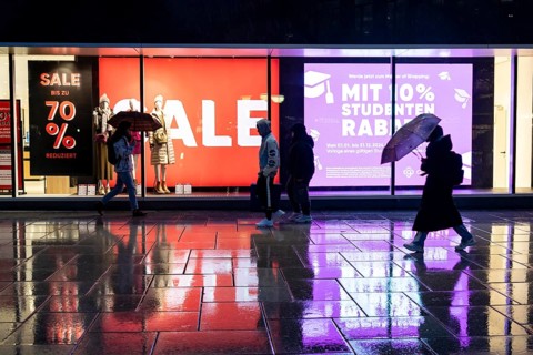 Sale, clearance sale at Galeria Kaufhaus an der Hauptwache, at Große Eschenheimer Straße and