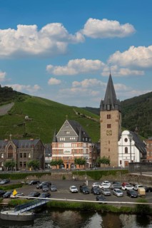 Bernkastel with the former watchtower and current tower of the parish church of St Michael,