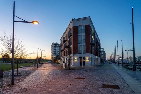 Im-jaich Hotel, New Harbour, harbour basin, harbour district, residential buildings, office