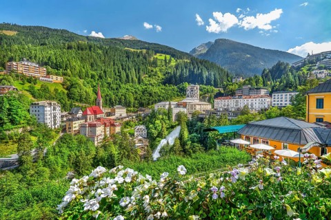 Panorama of the historic town centre with waterfall of the Gasteiner Ache, Bad Gastein, Gastein