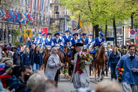 Parade of historically costumed guildsmen, Sechseläuten or Sächsilüüte, Zurich Spring Festival,