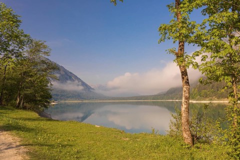Early morning at the Sylvenstein reservoir, Reservoir in the Isarwinkel, municipality of Lenggries,