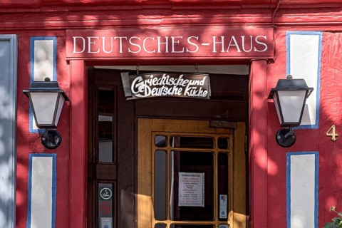 Gasthof Deutsches Haus, Greek and German cuisine, Obergasse, historic old town, Idstein, Rheingau