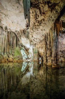 Huge stalactites and underground lake, stalactite cave, Grotta di Nettuno, Neptune Grotto, Capo