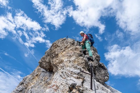 Mountaineer on the Jubiläumsgrat between Zugspitze and Alpspitze, high mountains, Wetterstein