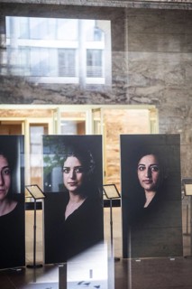 Exhibition at the Federal Foreign Office in Berlin: Jihan Alomar survived the genocide of the