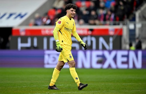Goalkeeper Tiago Pereira Cardoso Borussia Mönchengladbach BMG (42) smiles Voith-Arena, Heidenheim,