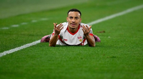 Jamie Leweling VfB Stuttgart (18) on the ground disappointed angry gesture gesture MHPArena, MHP