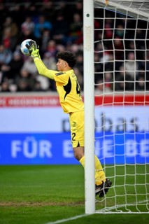 Goalkeeper Tiago Pereira Cardoso Borussia Mönchengladbach BMG (42) Action on the ball Voith-Arena,
