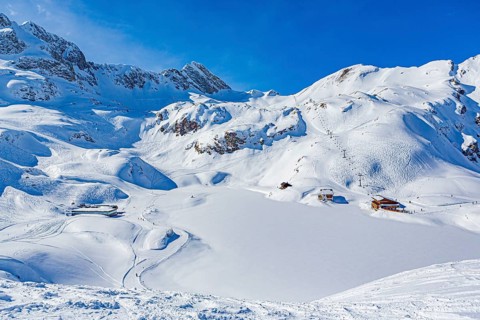 Ski slopes in the Lech Zürs ski area near Lech, Austria, Europe