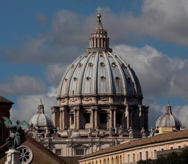 Dome from the east, Saint, Saint