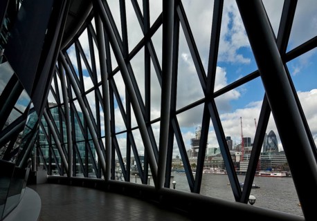 Completed in 2002 by Norman Foster and Partners, Spiralrampe