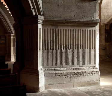 Frankr St-Gilles-du-Gard Abbey Church 60061 Crypt Pillars fluted in the Burgundian style and with