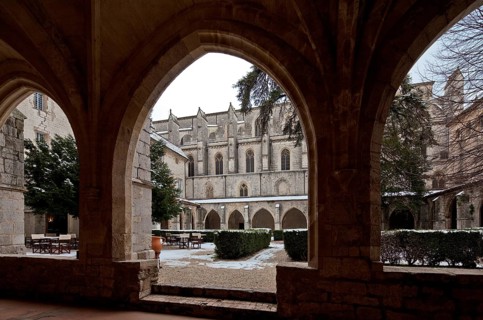 Frankr Saint-Maximin-la-Sainte-Baume Basilica Sainte-Madelaine 60148 North side of the nave seen