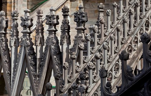 Roof zone in the area of the transept with wimpergen buttresses and 19th century branch, St.,