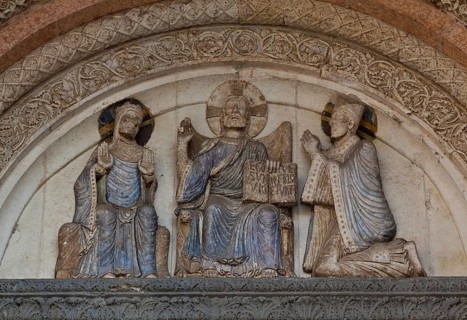 Italy Lodi 89773 Cathedral S Bassiano West portal Tympanum Christ between Mary and St Bassianus
