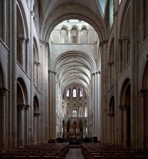 Interior facing east, St., Sankt, Saint