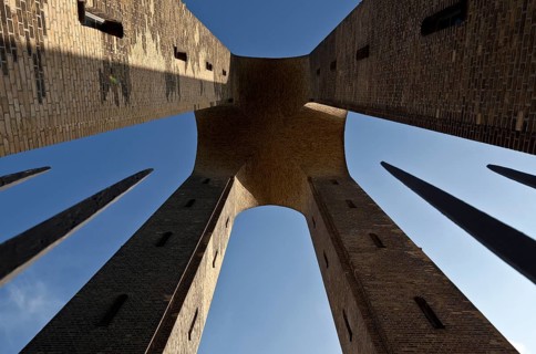 Vertical view from the memorial to the elevated tank, 1918 by Paul Mebes