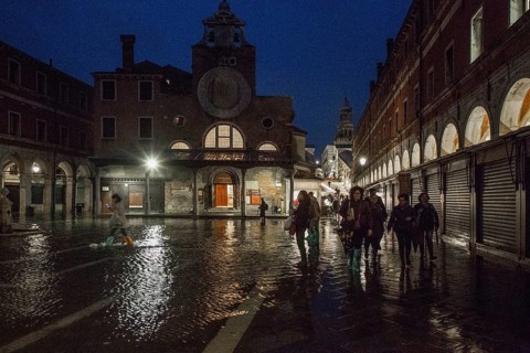 Italy Venice Church of San Giácomo di Rialto -160 right Ruga dei Orési at high tide in the evening