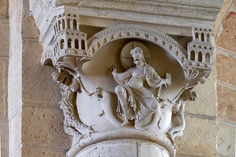 Plaimpied-Givaudins, Church of Saint-Martin from 1080, capital with the Temptation of Christ,