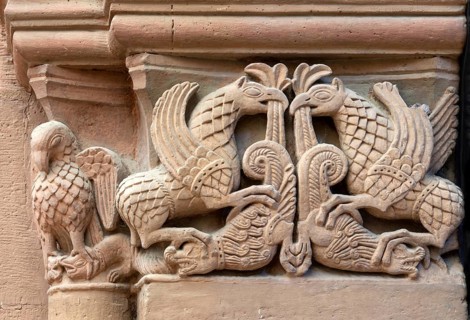 Mainz, St Martin's Cathedral, capitals south of the east choir, battle of four griffins