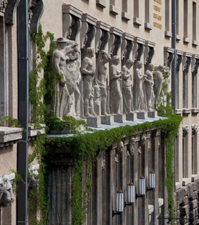 Founding building erected 1914-1916 by Oskar Pusch and Carl Julius Bär as DEUTSCHE BÜCHEREI,