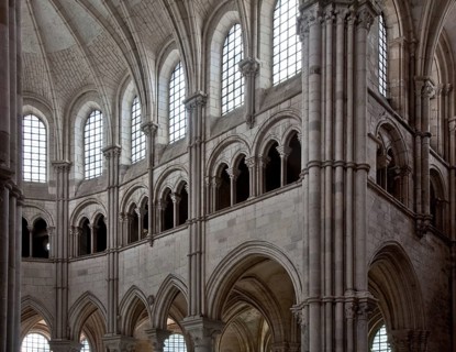Vezelay, Basilica of Ste-Marie-Madeleine. Interior. South choir wall and east wall of the south