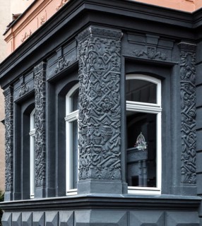 Hall, Art Deco architectural detail. Advokatenweg 41. pillars and pilasters in Art Deco style on a