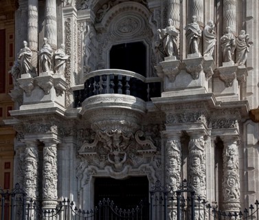 Seville, San Telmo Palace. Façade from 1757, main portal detail with balcony