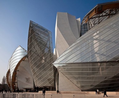 Architect Frank O. Gehry, opened in 2014, view from the south-east