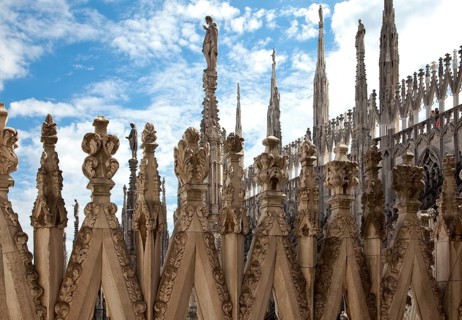 Roof zone in the area of the transept with wimpergen buttresses and 19th century branch, St.,