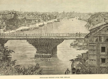 Bridge over the Jhelum river, Srinagar, Jammu & Kashmir, India, Asia