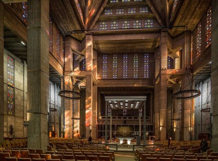 Le Havre, Church of St Joseph, 1950s by Auguste Perret, interior facing east, St, Saint, Saint