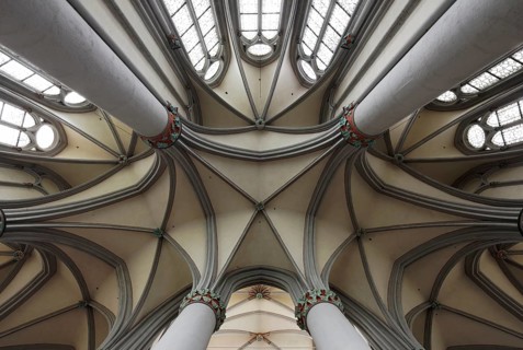 Choir aisle, view into the vault with chapel wreath, St., Sankt, Saint