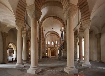 View from the north through the cloverleaf choir, St., Sankt, Saint