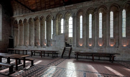 The WUNDERWERK, refectory in the east of the upper floor, built 1212-25, south wall with the