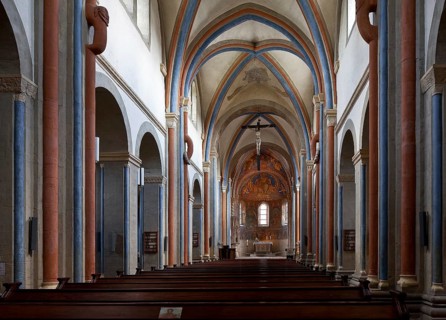 Goslar Neuwerkkirche 75034 begun around 1180 Interior in the east with coloured paintwork at the