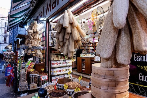 Luffa sponges, shop, oriental spice trade in Noailles, Marseille, France, Europe