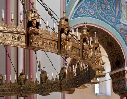 Hildesheim Sankt Godehard 71831 Eleventh-century style candlestick crown donated in 1863 by Queen