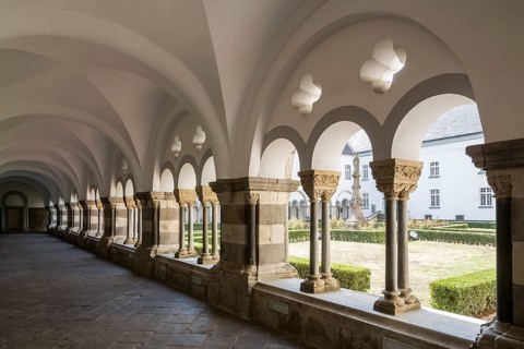Marienhof (cloister), view from the eastern cloister wing