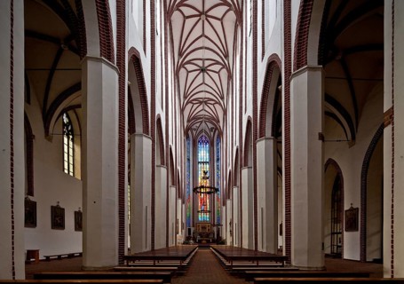Interior facing south-east, built 1370-1420, height 30 m, St., Sankt, Saint