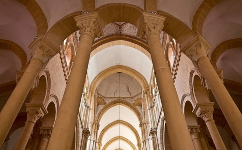 Frankr Paray-le Monial Burgundy Basilica Sacre-Coeur. Begun around 1100 View through the choir