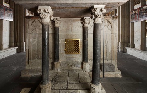 Choir, reliquary altar, back with passage under the shrines, St., Sankt, Saint