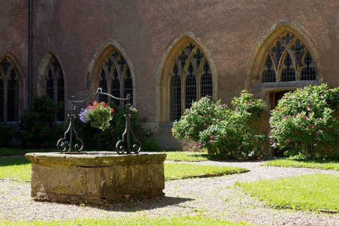 Cloister, Fountain, St., Saint, Saint