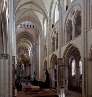 Fécamp Normandie Sainte-Trinité, Built 1175-1220 View from the pulpit through the crossing to the