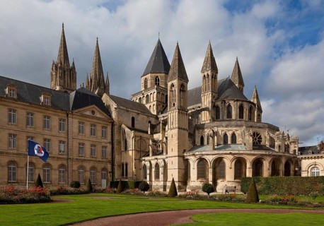 View from the south-east, adjoining the south transept gable baroque abbey building, St., Sankt,