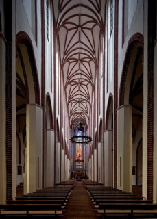 Interior facing south-east, built 1370-1420, height 30 m, St., Sankt, Saint