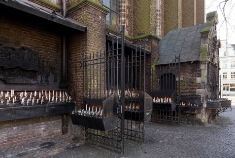 Candle chapel, candles on the north wall